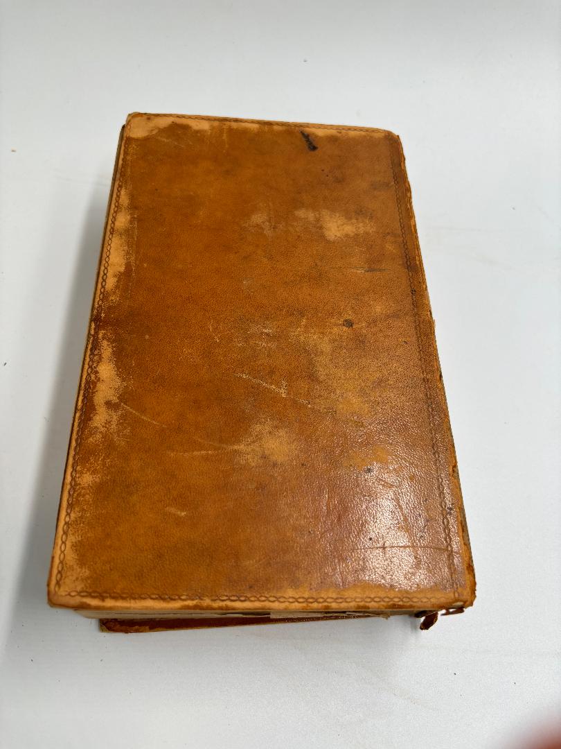 Commentaries On The Laws Of England, By The Late Sir W. Blackstone, To Which Is Added An Analysis By Barron Field, Esq. (2 Volumes In 1)