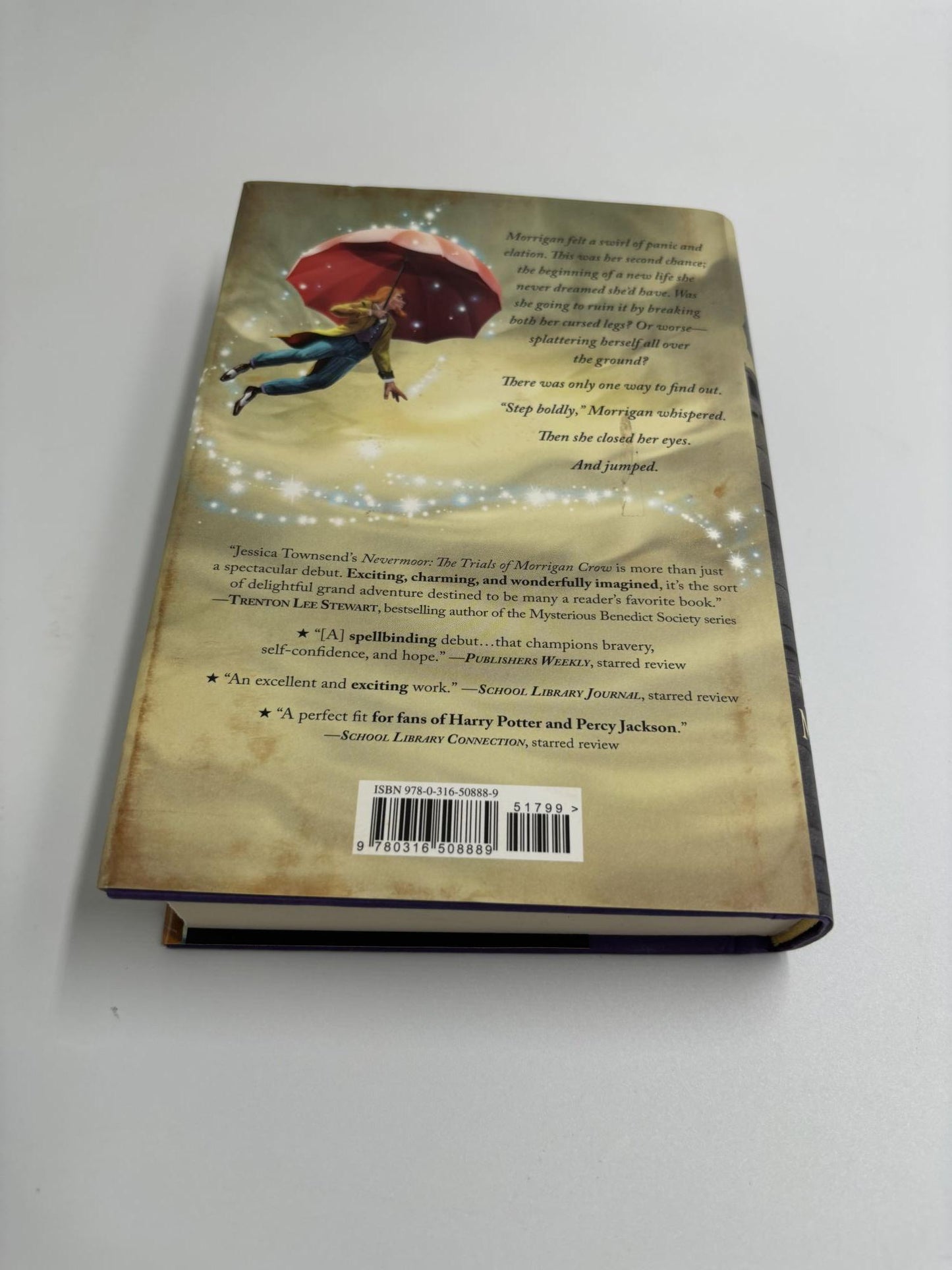 Nevermoor: The Trials of Morrigan Crow (Nevermoor, 1)