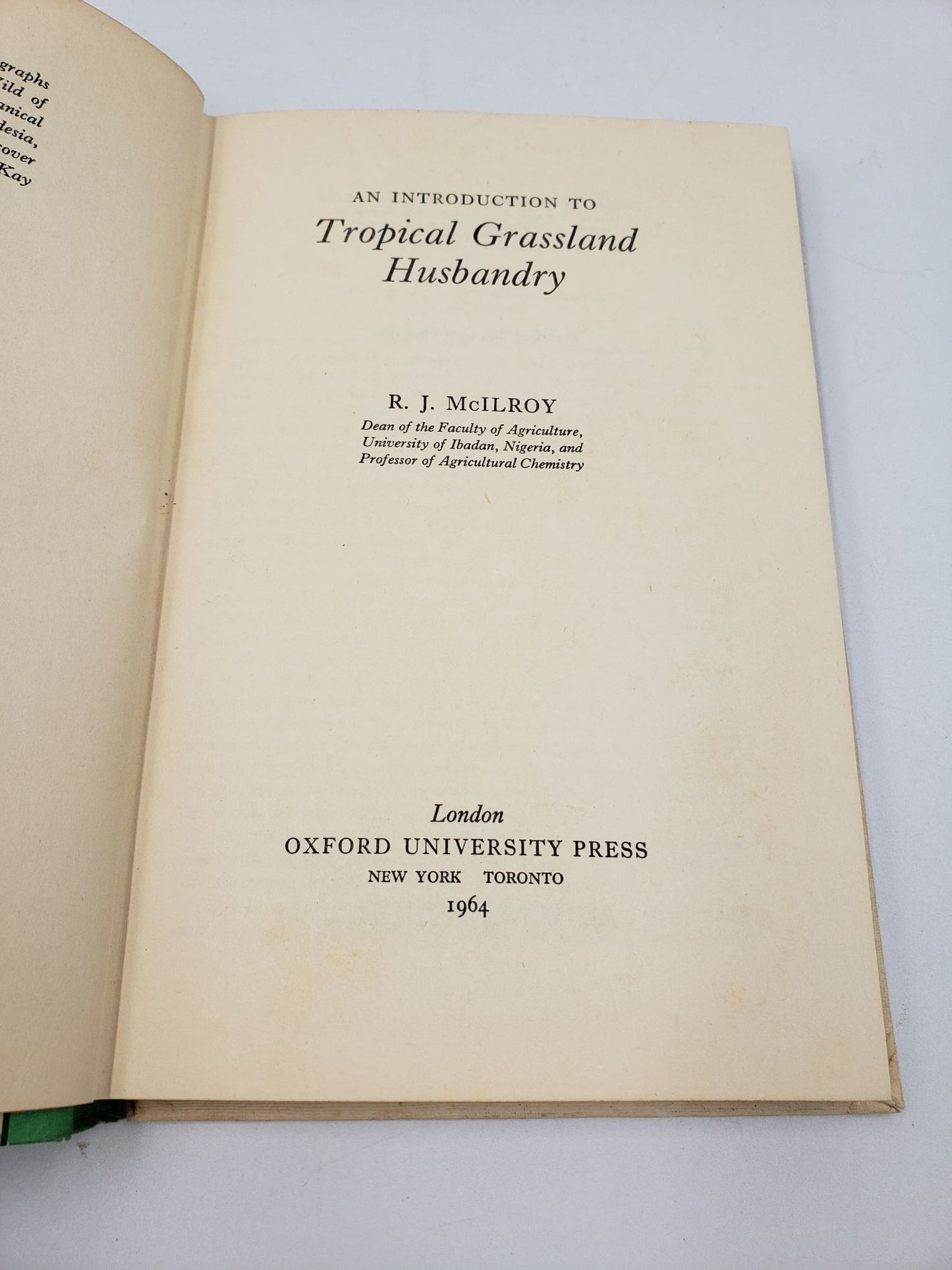 An Introduction to Tropical Grassland Husbandry