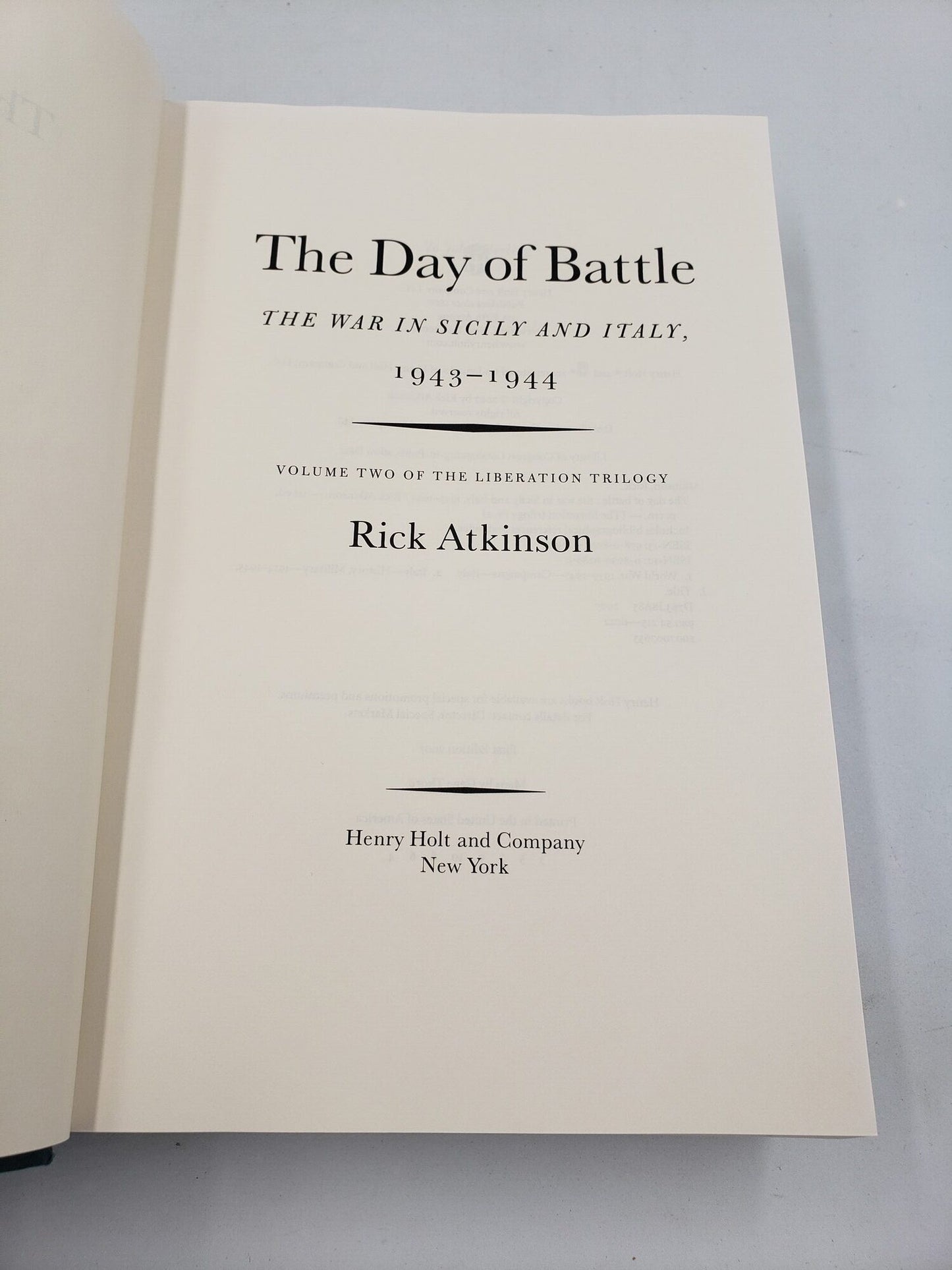 The Day of Battle: The War in Sicily and Italy, 1943-1944