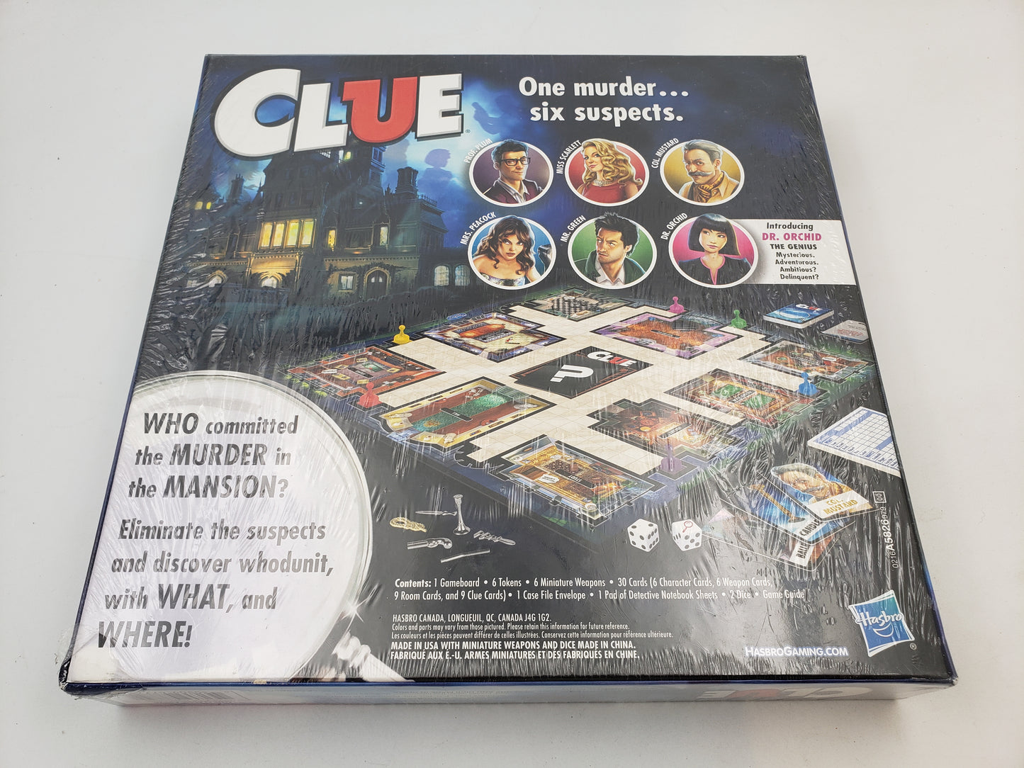 Clue - The Classic Mystery Game by Hasbro