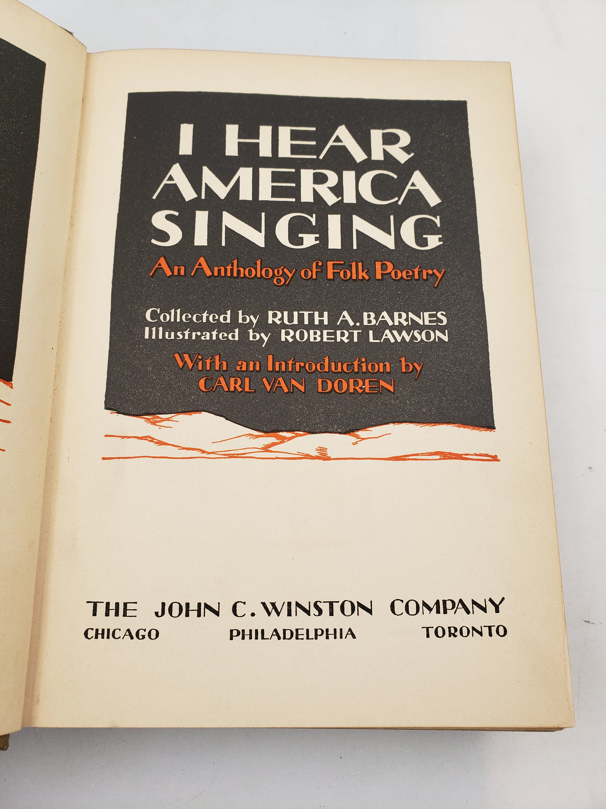 I Hear America Singing: An Anthology of Folk Poetry