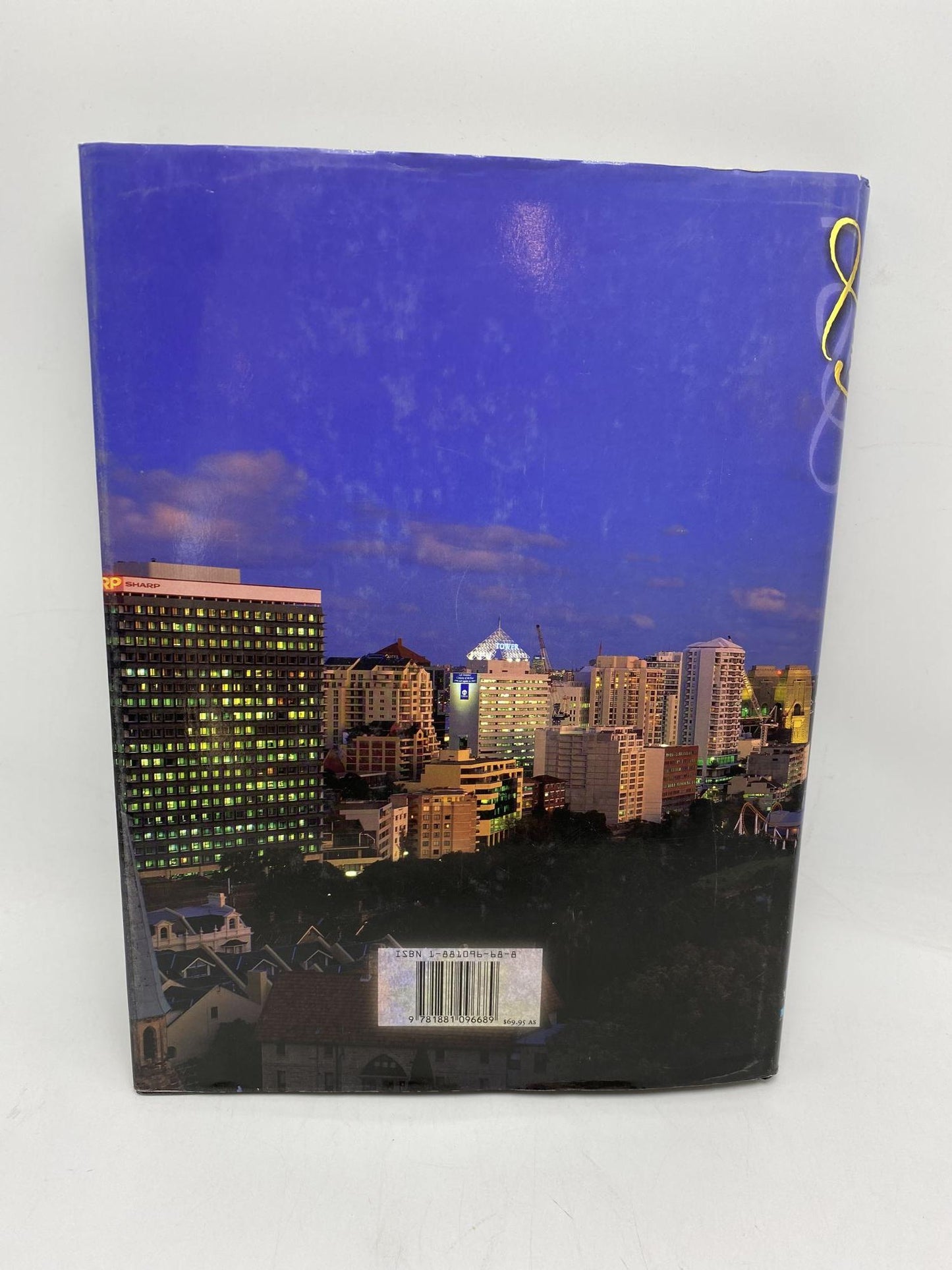 Sydney: World-Class Jewel (Urban Tapestry Series)