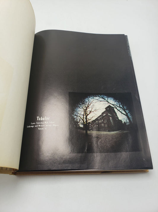 Tab: Annual Yearbook 1975 (Vol. 67)