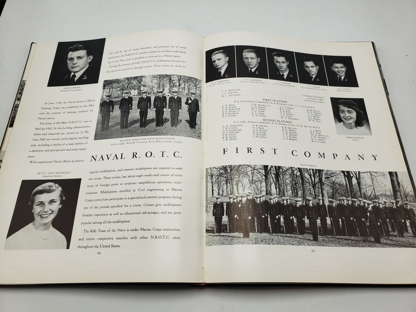 Ole Miss: Annual Yearbook 1952