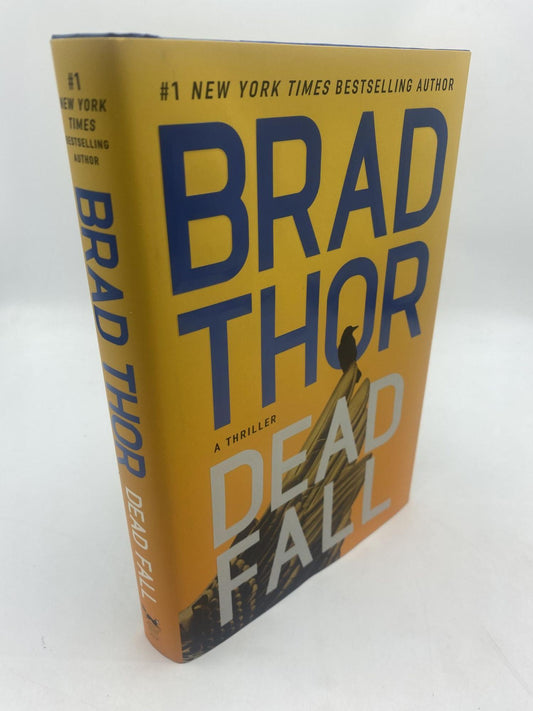 Dead Fall: A Thriller (22) (The Scot Harvath Series)