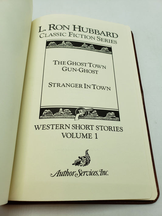 Classic Fiction Series: The Ghost Town Gun-Ghost, Stranger In Town (Volume 1)