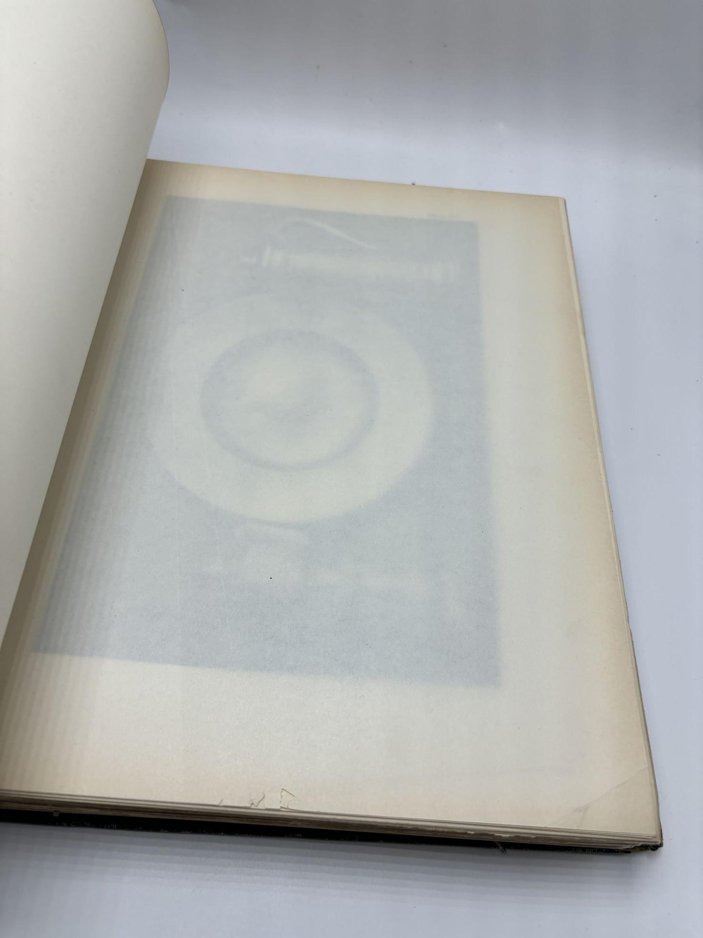 The Old Plate of the Cambridge Colleges
