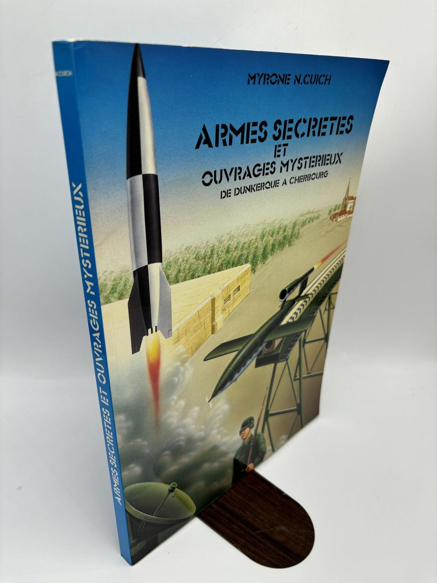 Armes Secretes Et Ouvrages Mysterieux