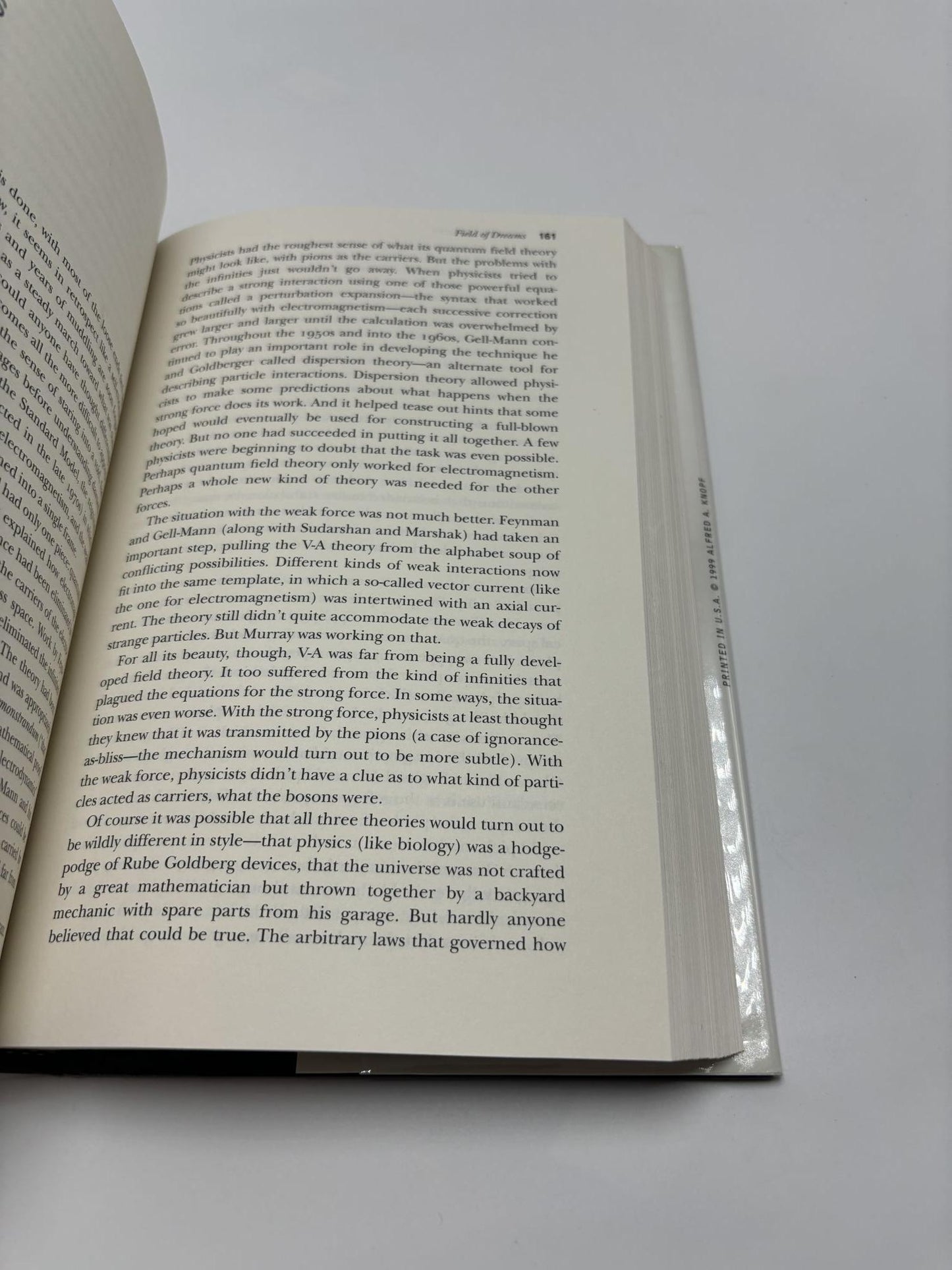 Strange Beauty: Murray Gell-Mann And The Revolution In Twentieth-Century Physics
