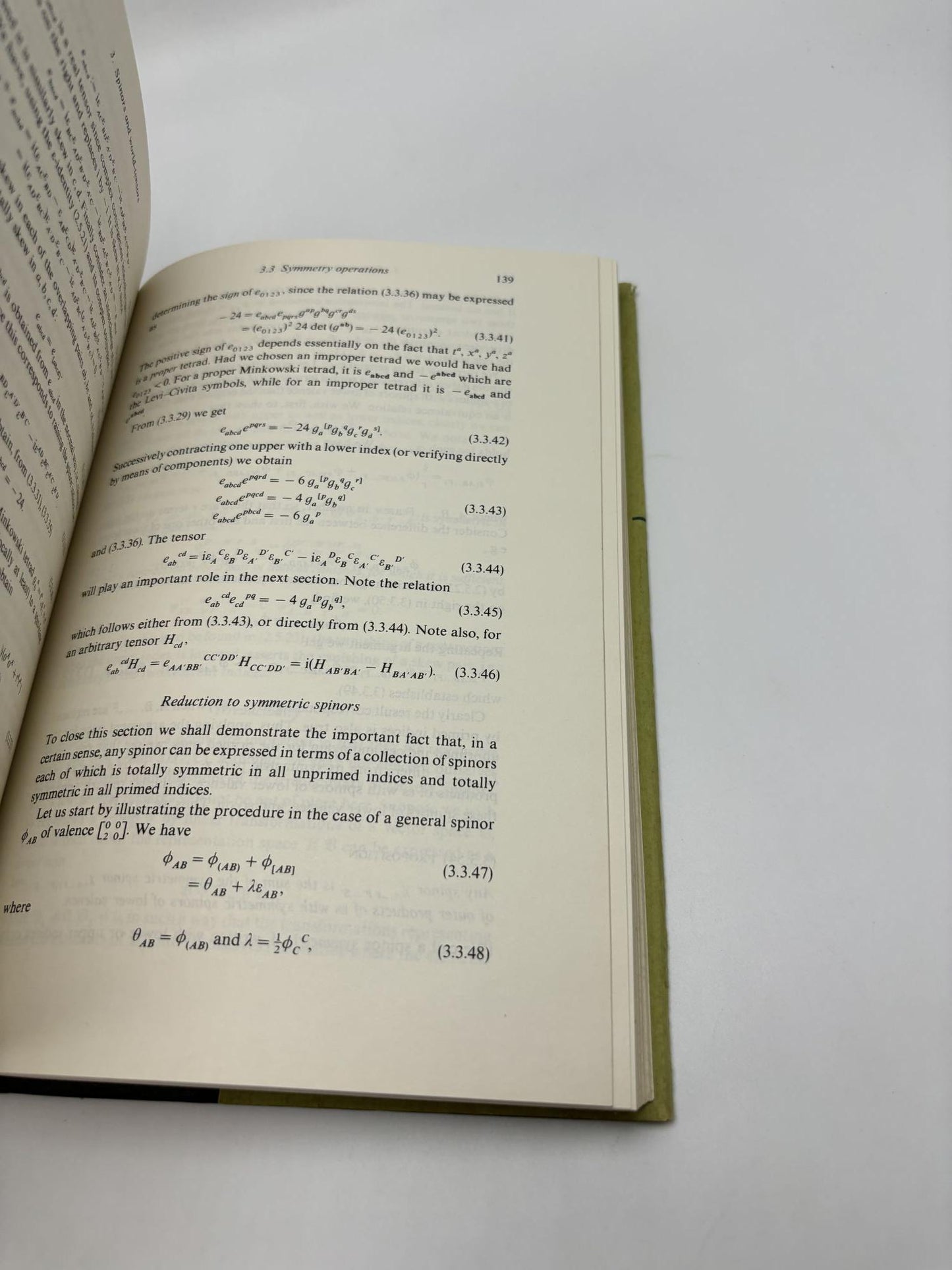 Spinors And Space-Time: Volume 1, Two-Spinor Calculus And Relativistic Fields
