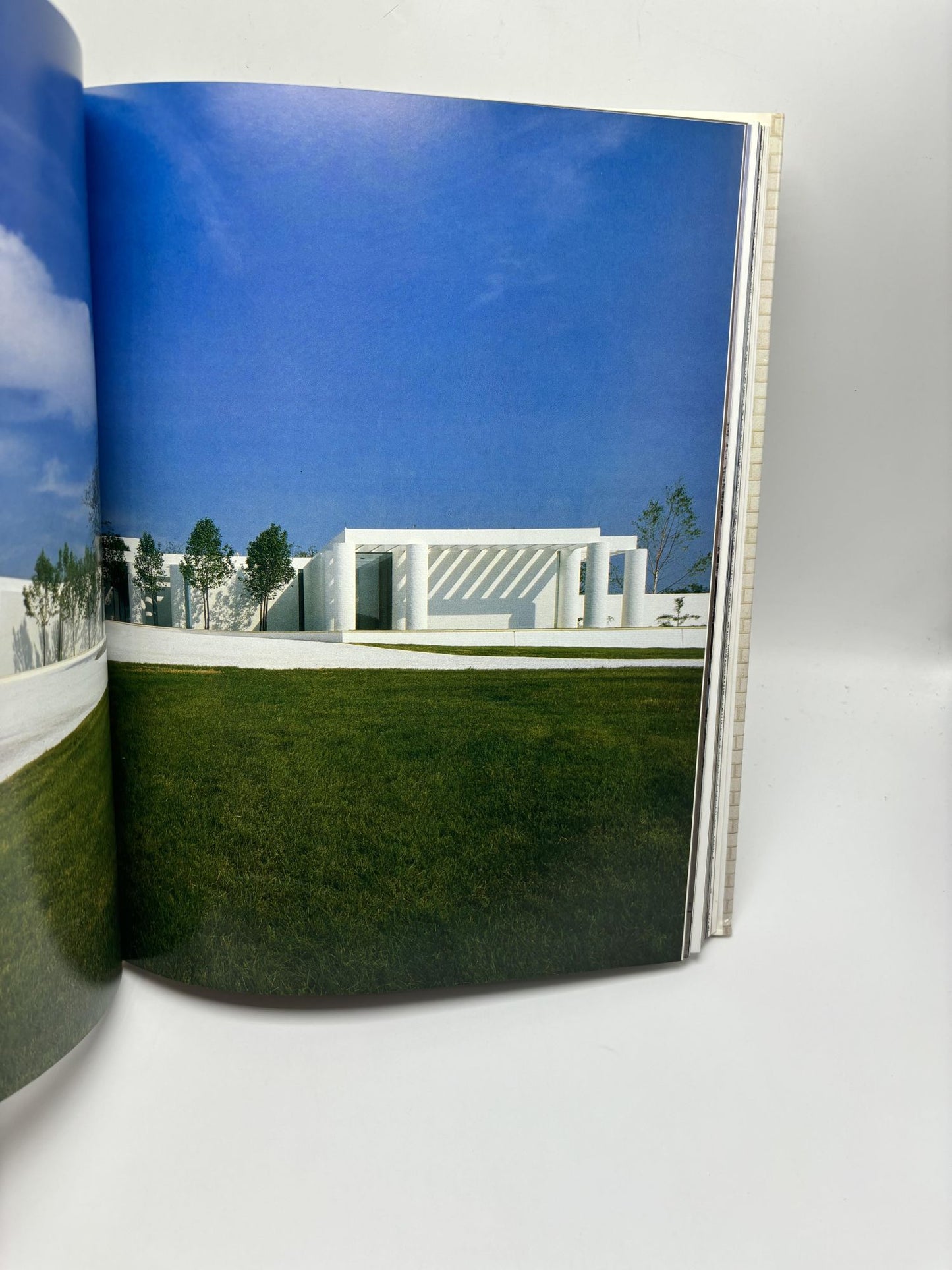 Hugh Newell Jacobsen, Architect