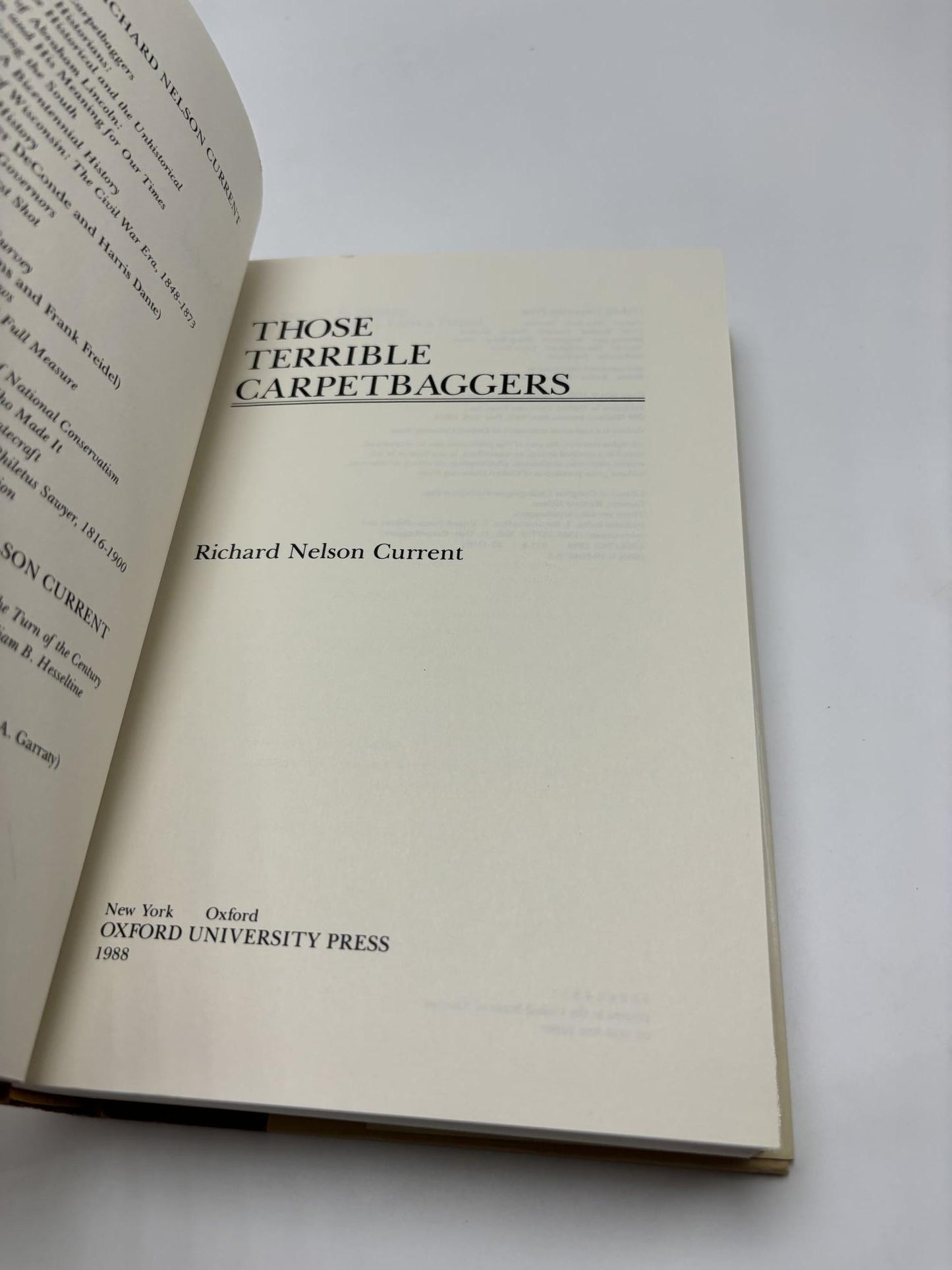 Those Terrible Carpetbaggers : A Reinterpretation