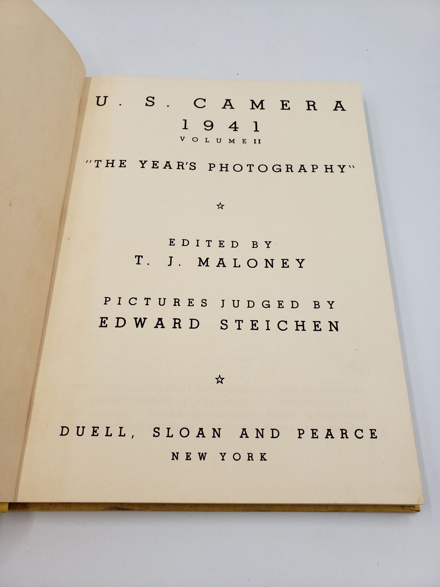 U.S. Camera 1941: The Year's Photography (Volume 2)