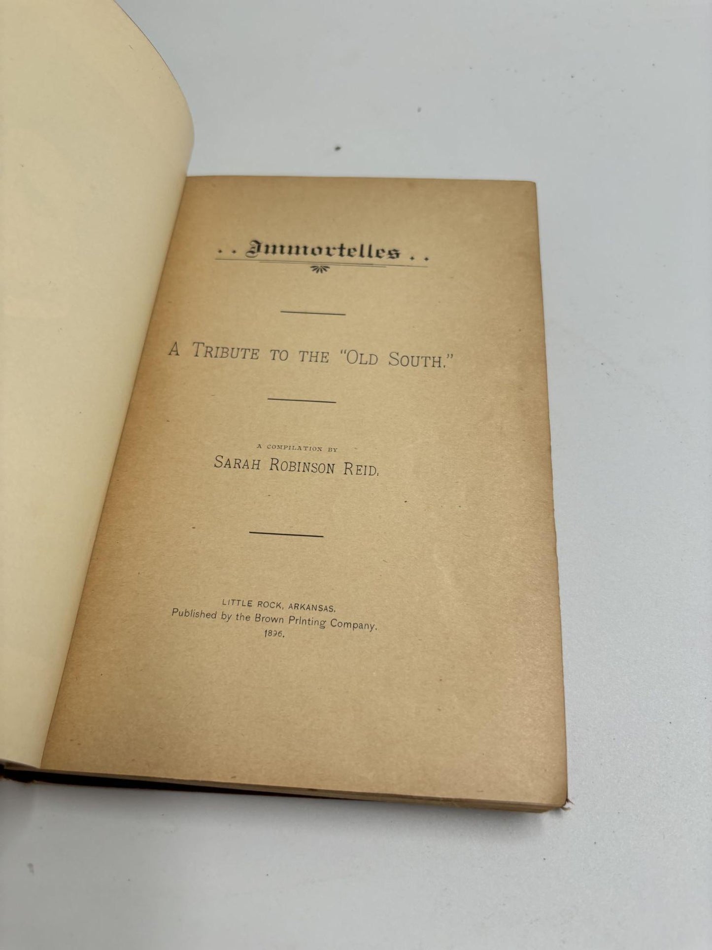 Immortelles: A Tribute to the Old South