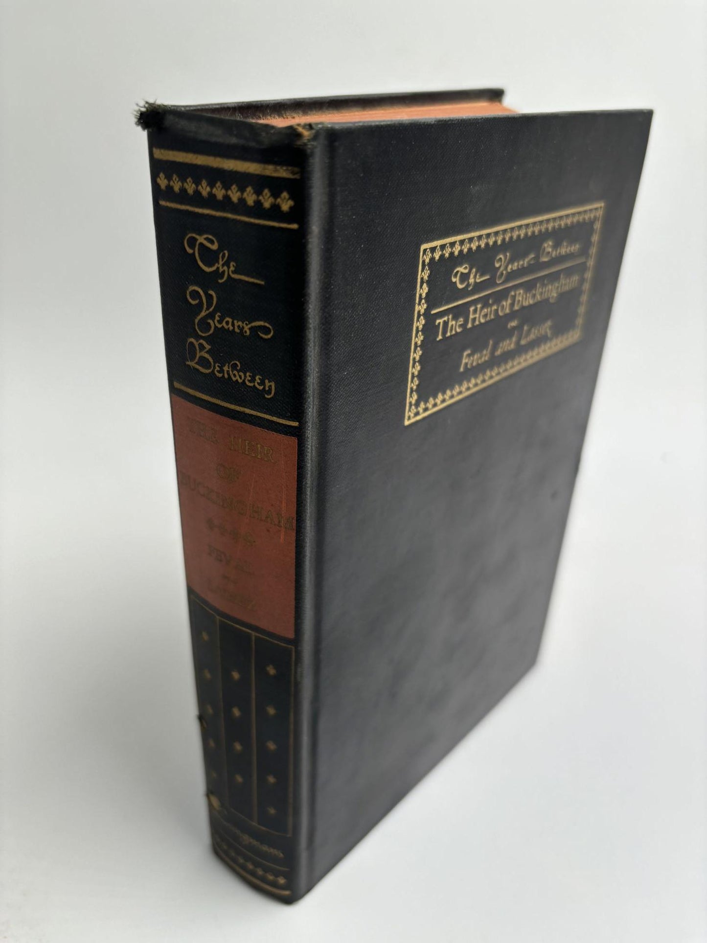 The Heir of Buckingham (The Years Between; Adventures of D'Artagnan and Cyrano de Bergerac)