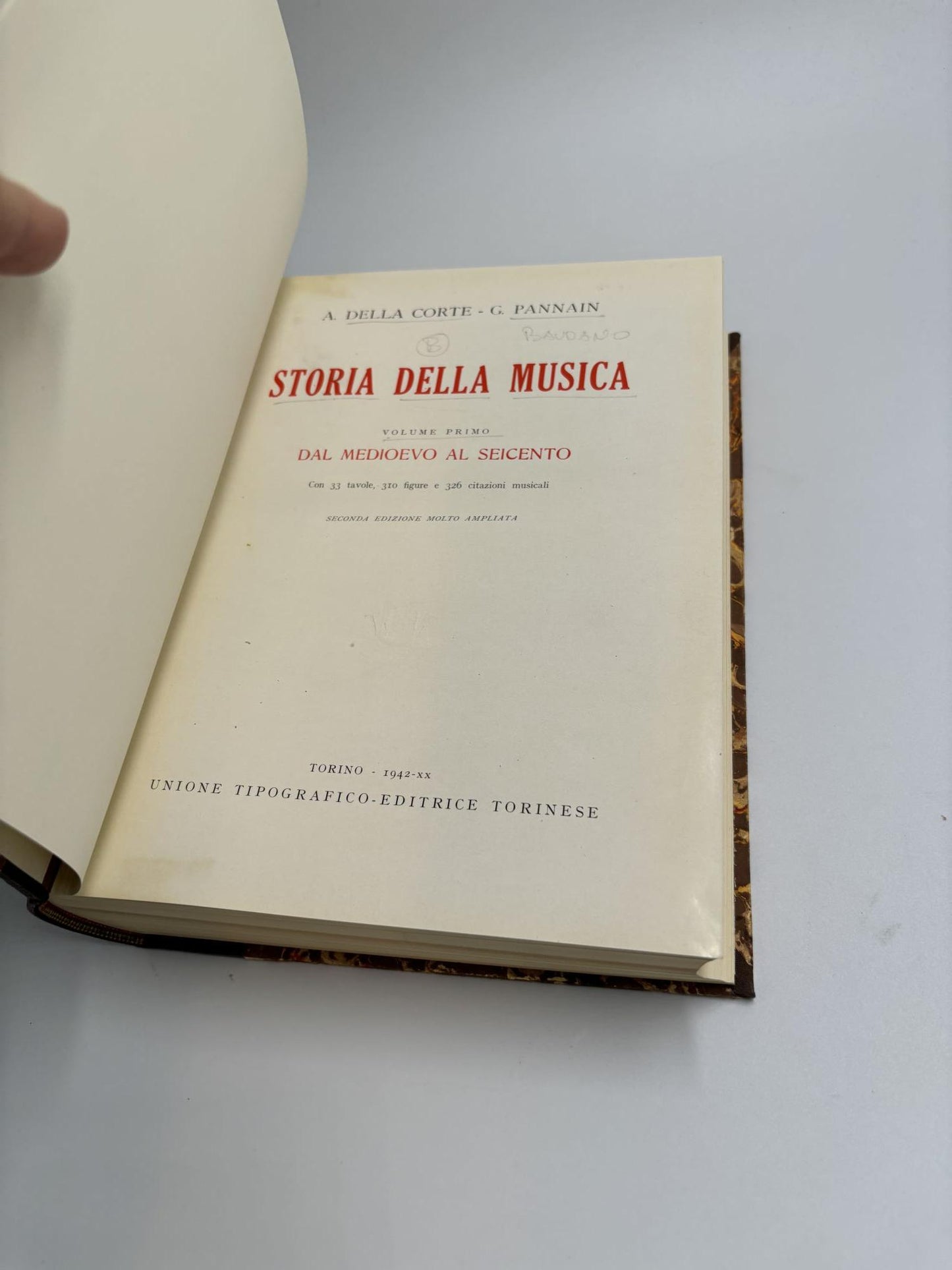 Storia della Musica. III Volumi. Vol. I: Dal Medioevo al Seicento. Vol. II: Il Settecento. Vol. III: L'Ottocento e il Novecento.