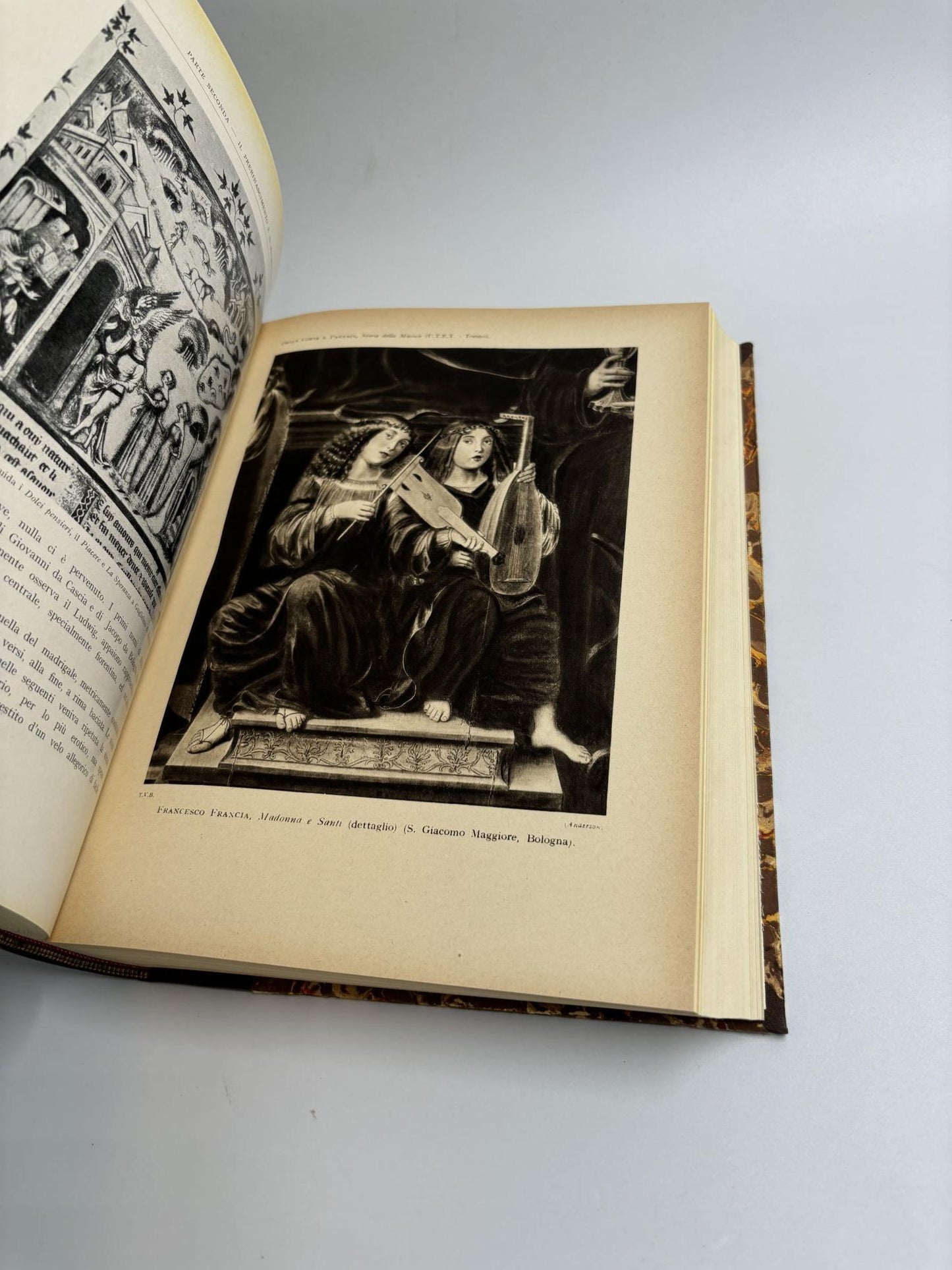 Storia della Musica. III Volumi. Vol. I: Dal Medioevo al Seicento. Vol. II: Il Settecento. Vol. III: L'Ottocento e il Novecento.
