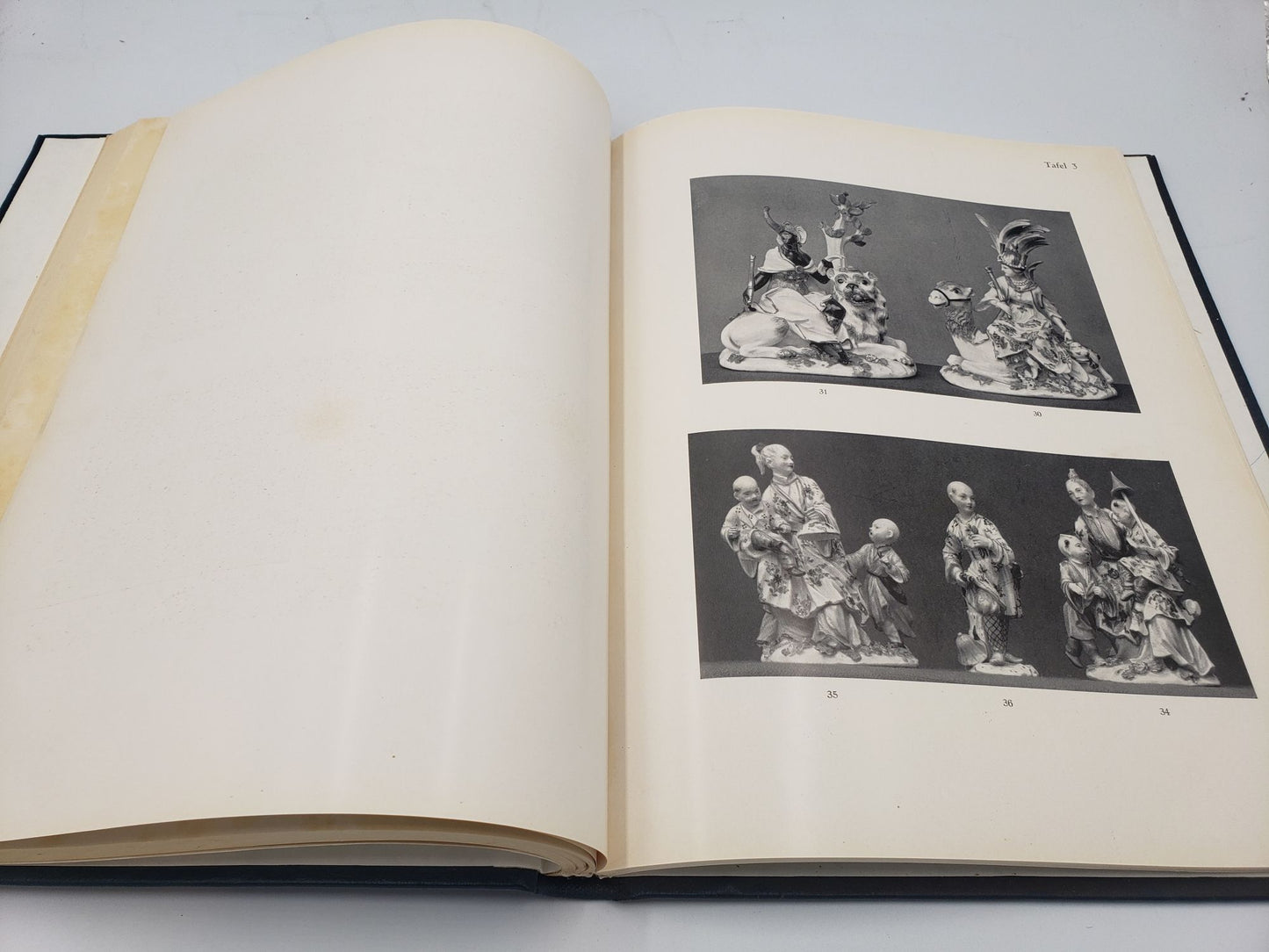 Sammlungen Rüttgers-München und Sönksen-London-Plön: Europäische Porzellane und Fayancen, China-Porzellan / Altes Kunstgewerbe