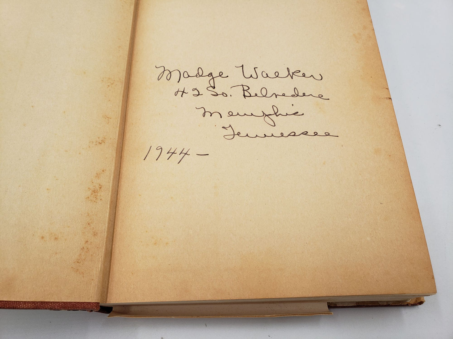 Women of Britain: Letters from England