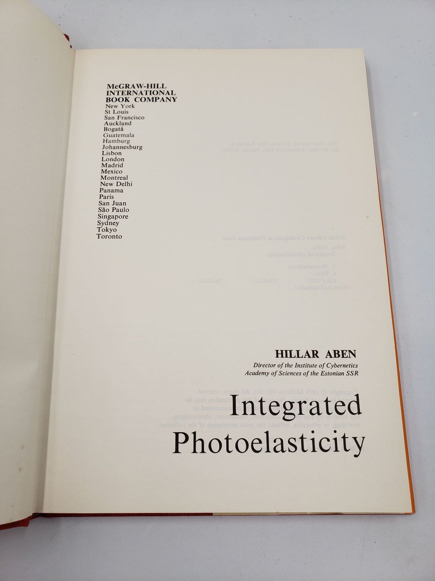 Integrated Photoelasticity