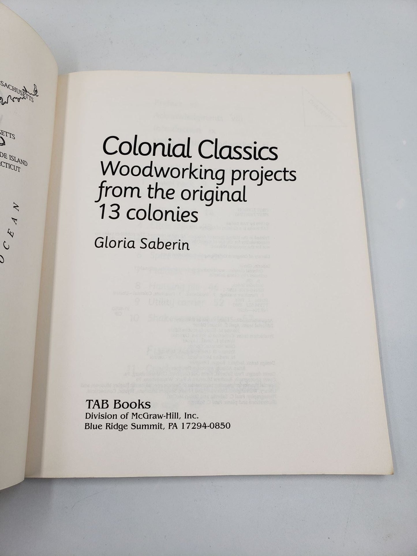 Colonial Classics: Woodworking Projects from the Original 13 Colonies