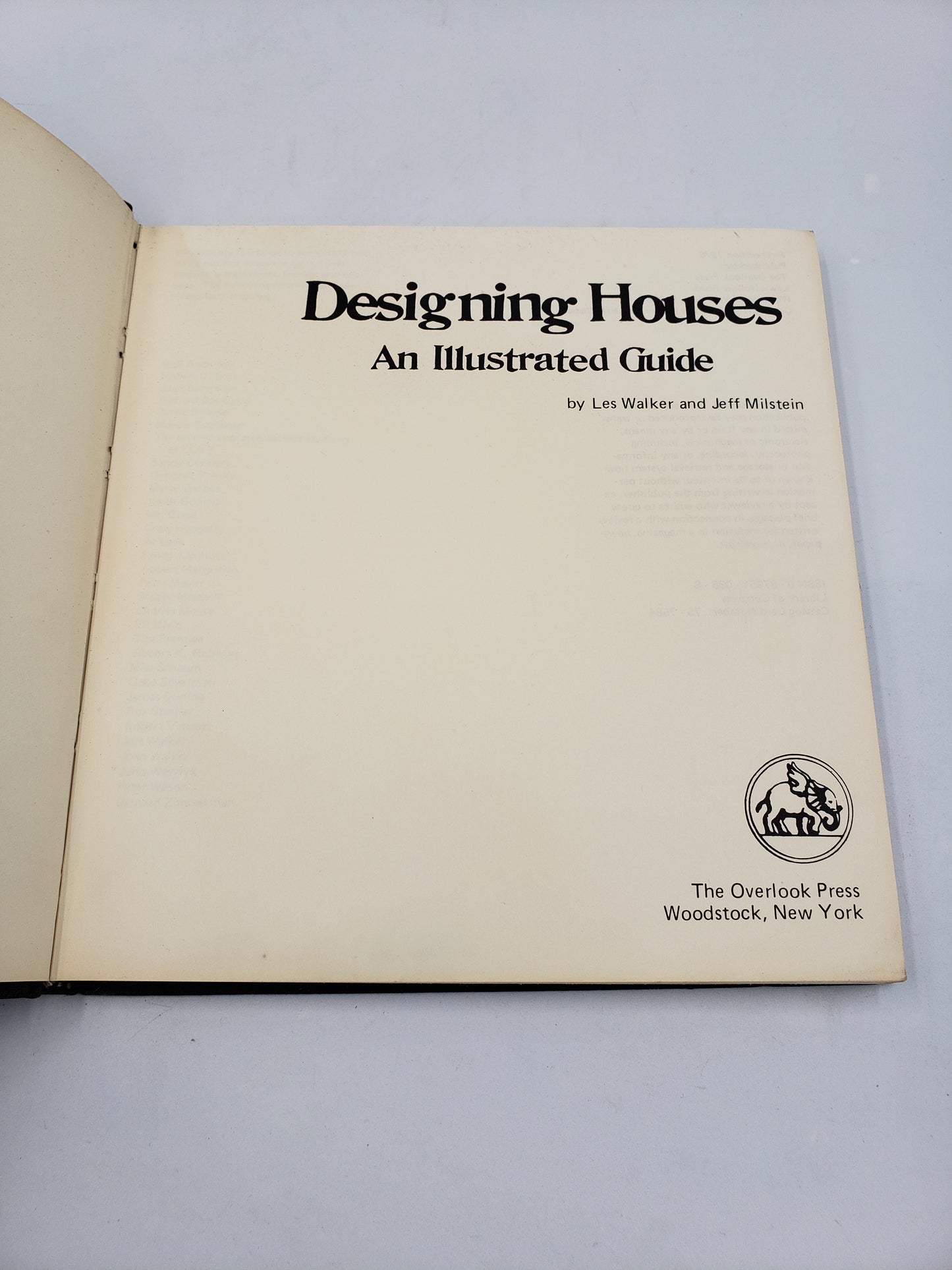 Designing Houses: An illustrated Guide