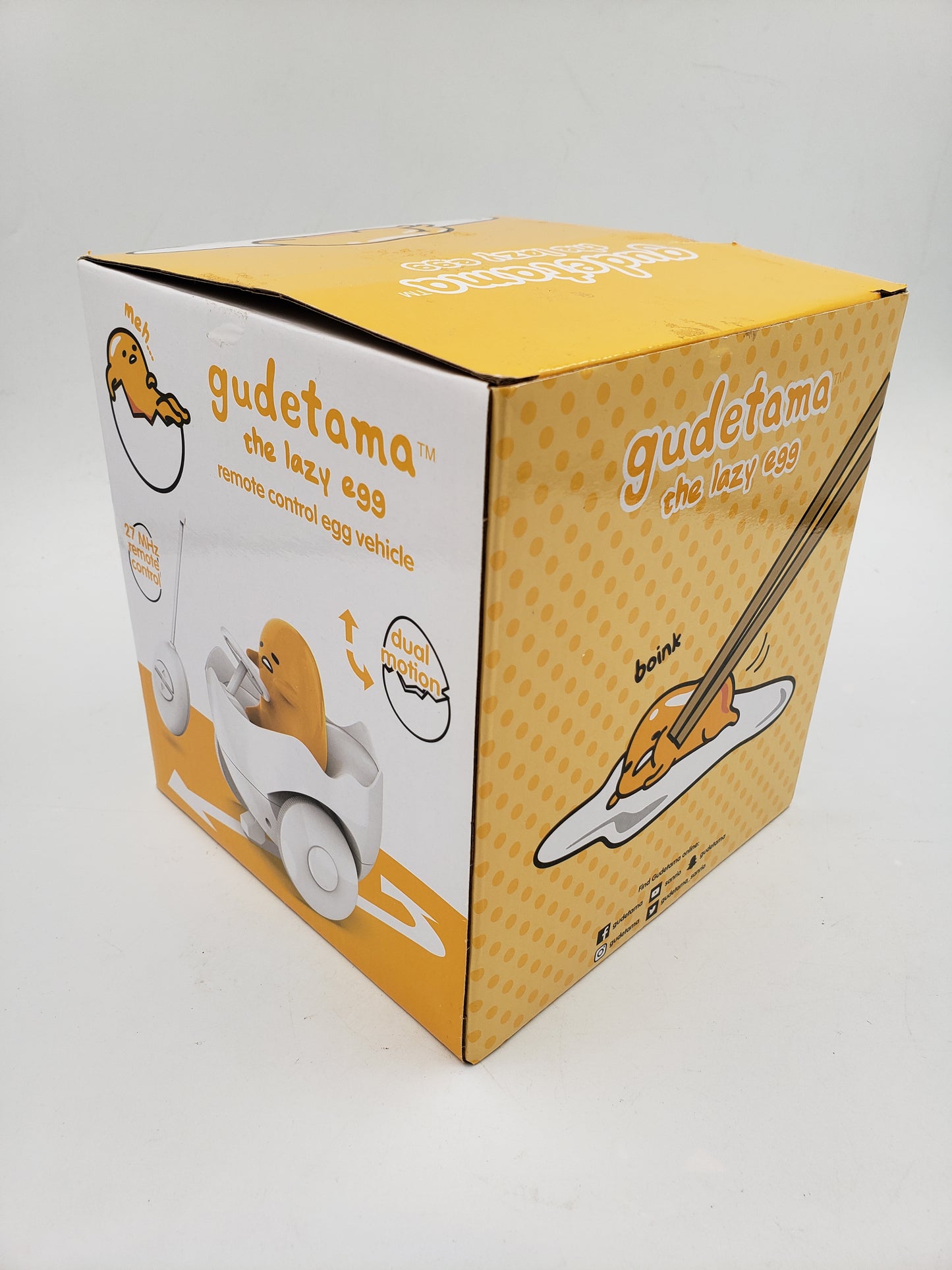 Gudetama The Lazy Egg: Remote Control Egg Vehicle