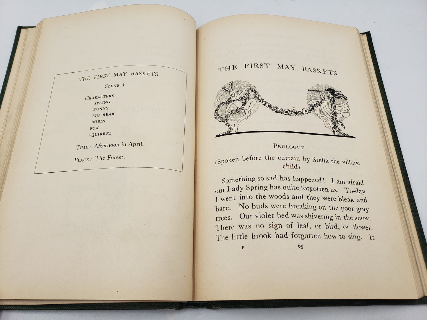 A Child's Book Of Holiday Plays
