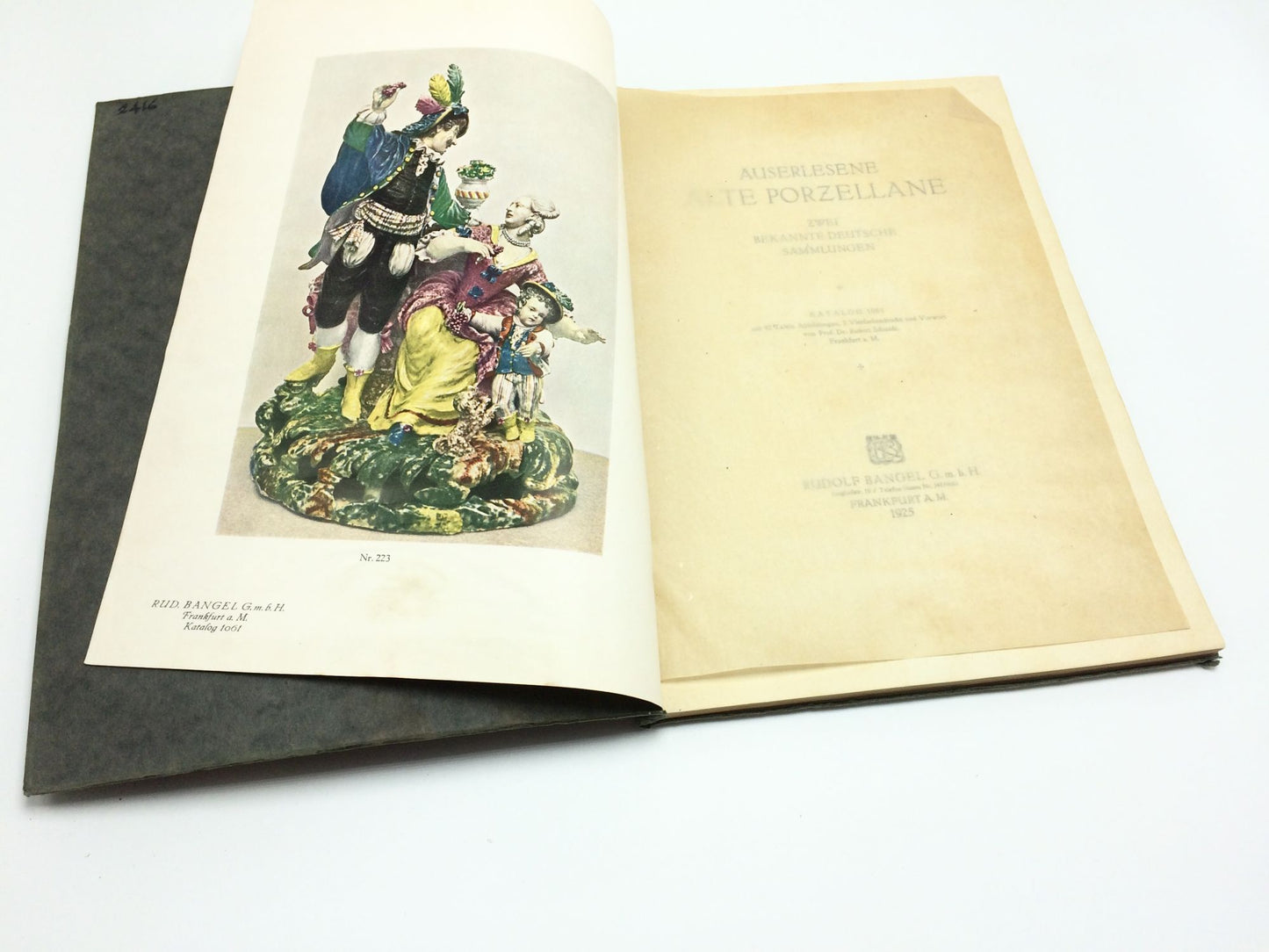 Auserlesene Alte Porzellane