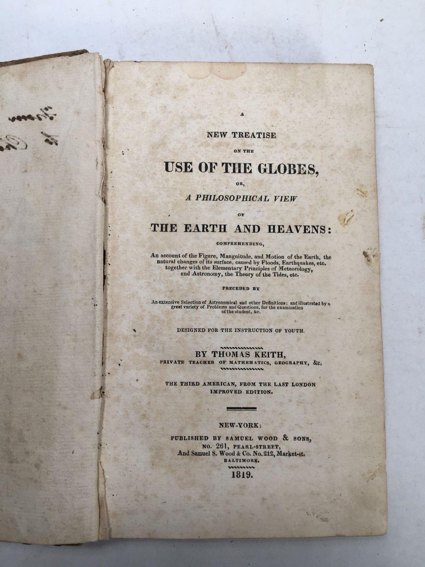 A New Treatise On The Use Of The Globes