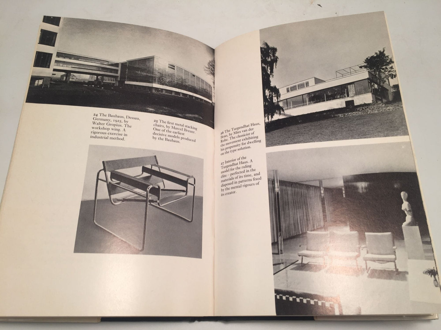 Art in a Machine Age: A Critique of Contemporary Life Through the Medium of Architecture