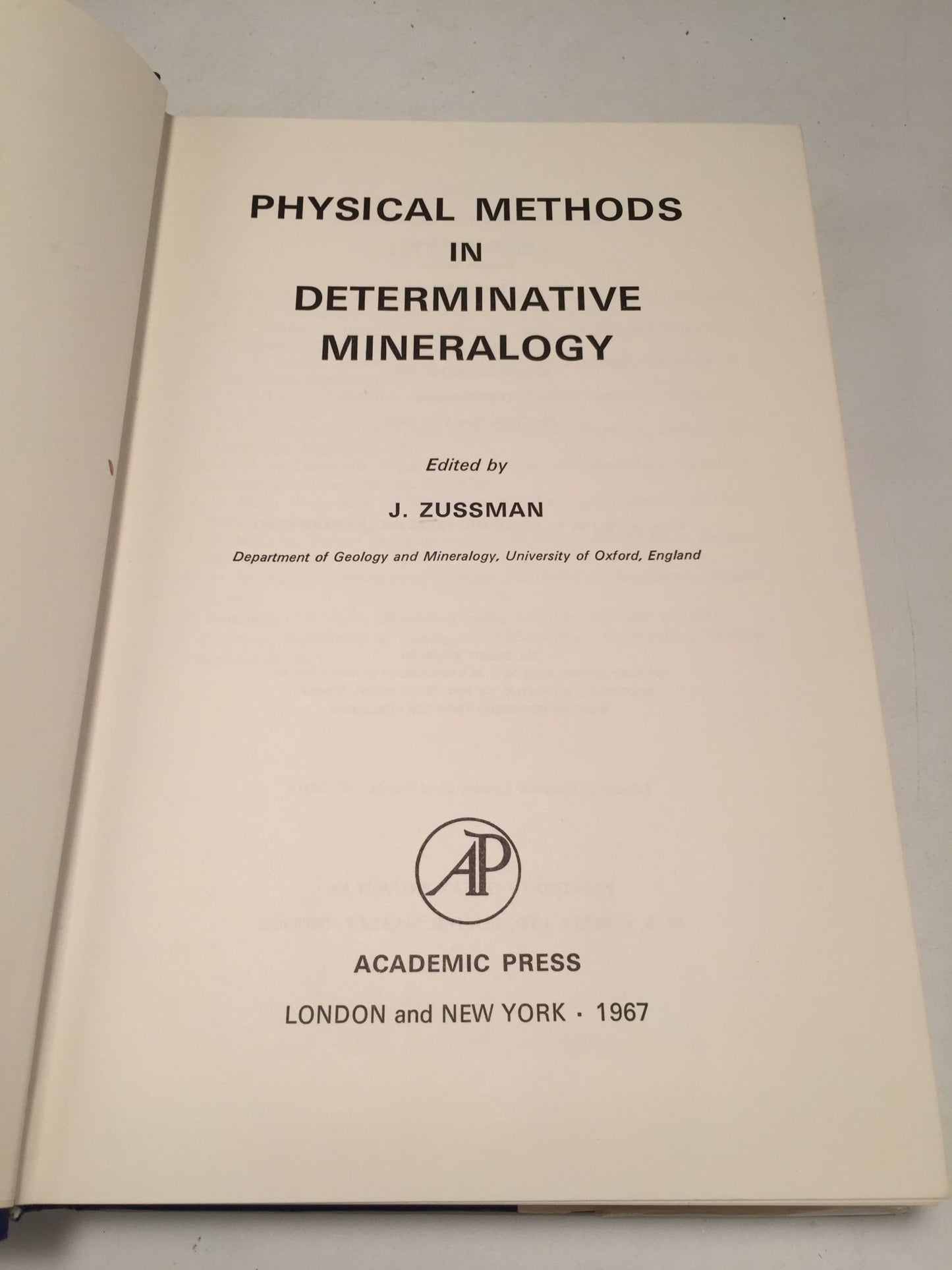 Physical Methods in Determinative Mineralogy