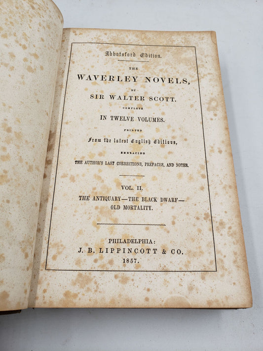The Waverley Novels: The Antiquary, The Black Dwarf, Old Mortality (Volume 2)